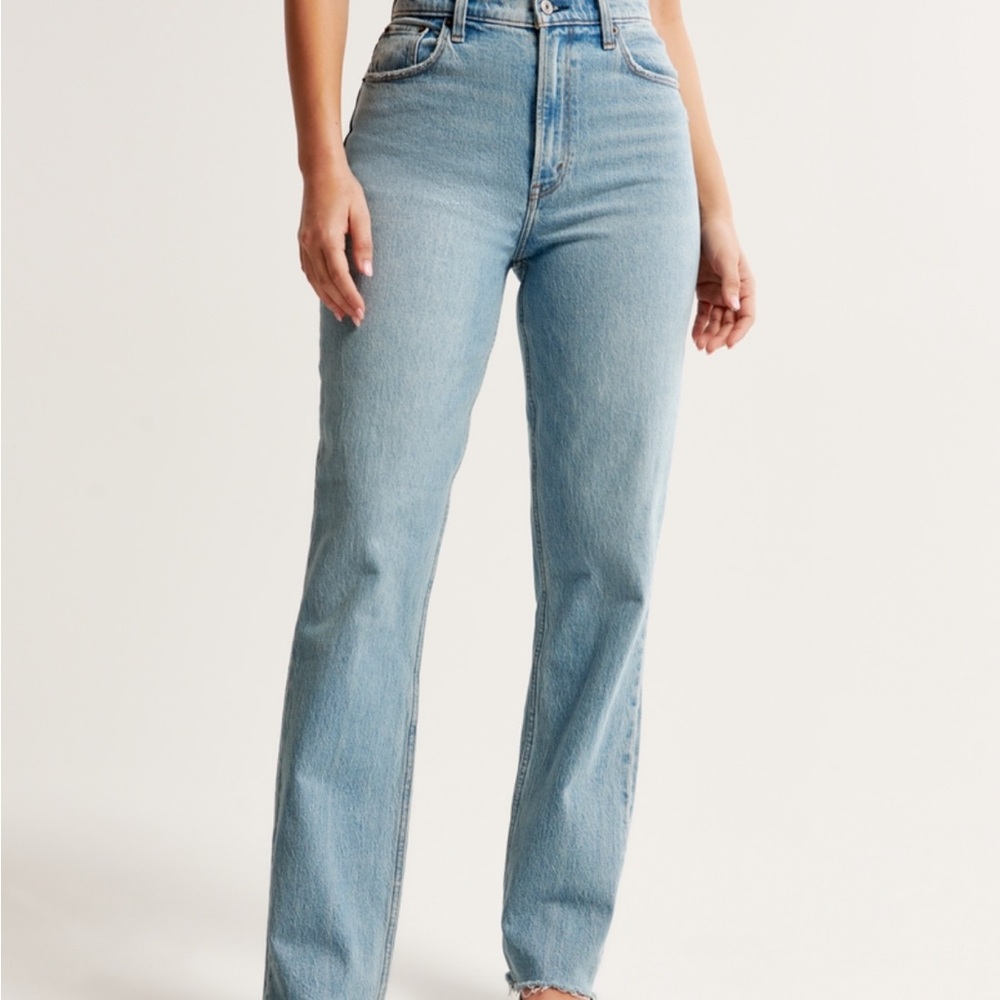 Abercrombie & Fitch Curve Love Ultra High Rise Straight Leg Jeans